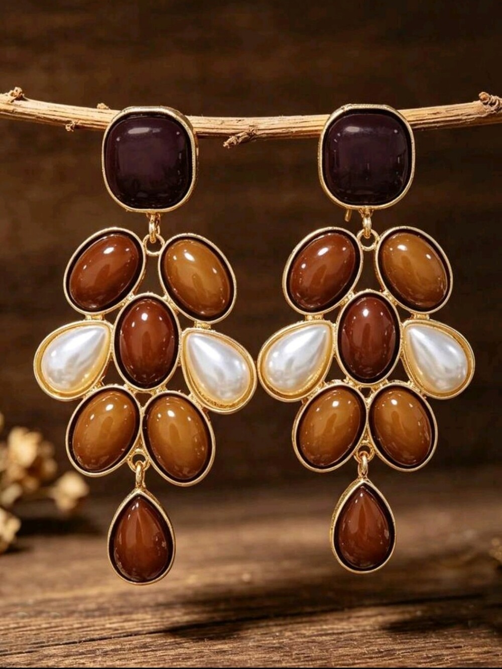 BRAND NEW ** Gold-Tone Brown & Pearl Drop Cluster Earrings